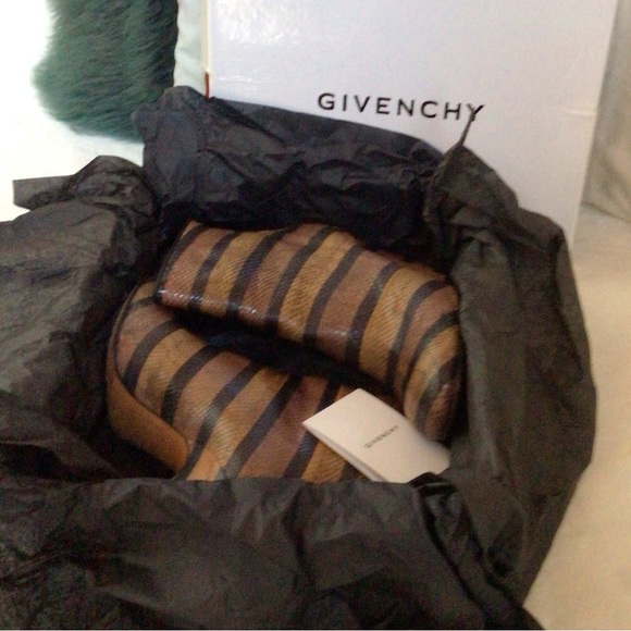 Givenchy Patch.Ayer’s boot, 38.5 - Picture 16 of 16